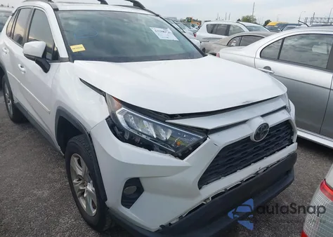2019 Toyota Rav4 Xle from USA, damaged, VIN 2T3W1RFV1KW012199